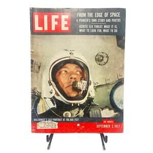 Life Magazine September 2 1957 Major David Simons Balloonist Goes To The Edge